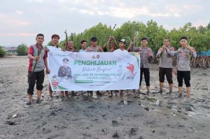 Peduli Lingkungan Jelang HUT Polri ke-72, Polres Luwu Tanam 231 Pohon Mangrove