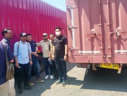 Bawaslu Luwu Awasi dan Kawal Distribusi Surat Suara dari Pelabuhan Makassar Hingga ke Kabupaten Luwu